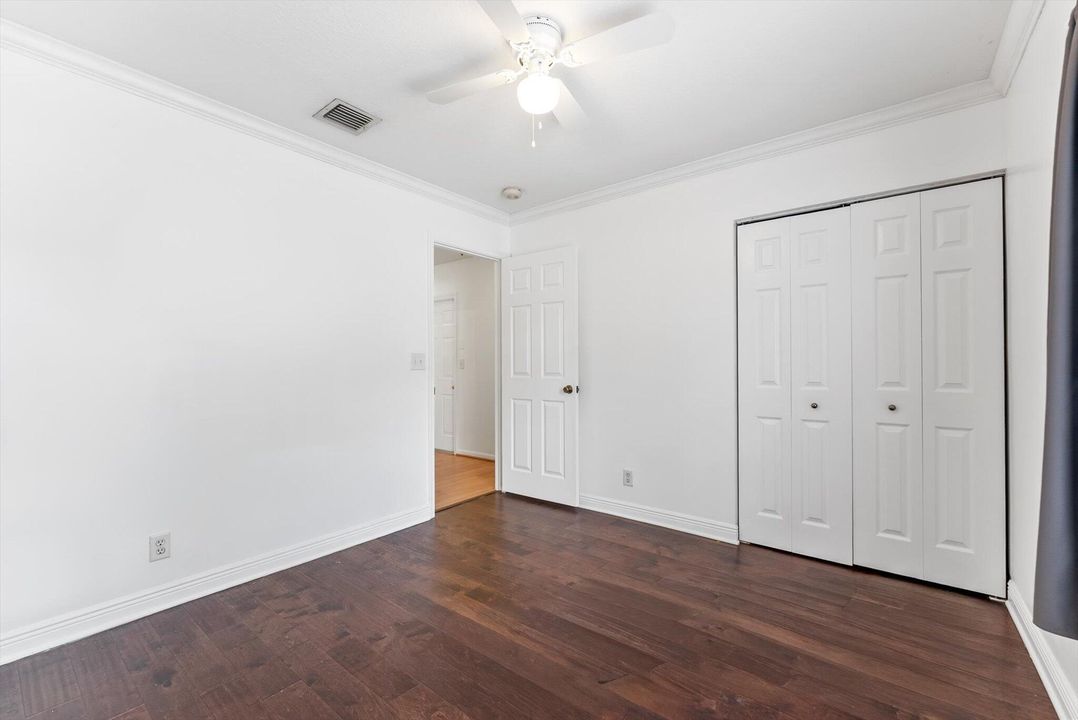 For Sale: $495,000 (3 beds, 2 baths, 1251 Square Feet)