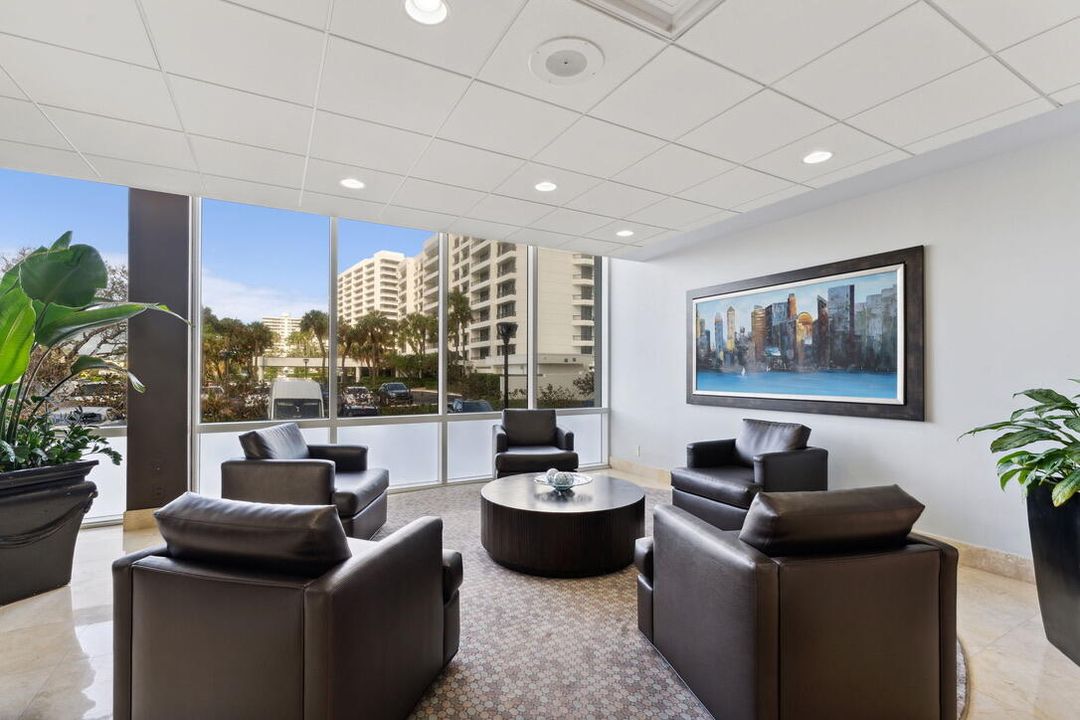 待售: $1,750,000 (3 贝兹, 2 浴室, 1800 平方英尺)