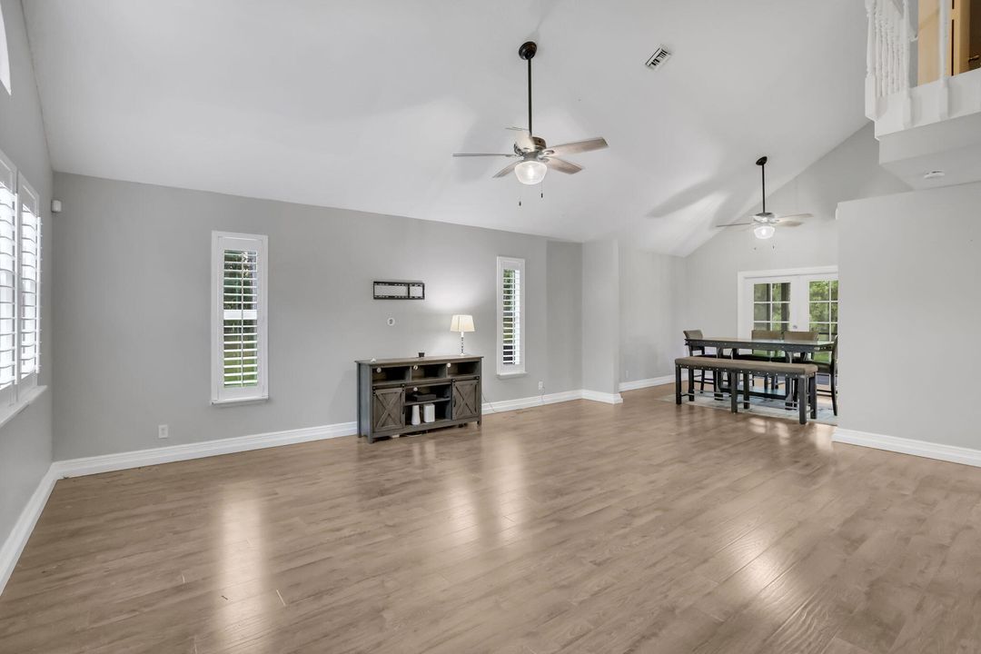 For Sale: $675,000 (3 beds, 2 baths, 2002 Square Feet)