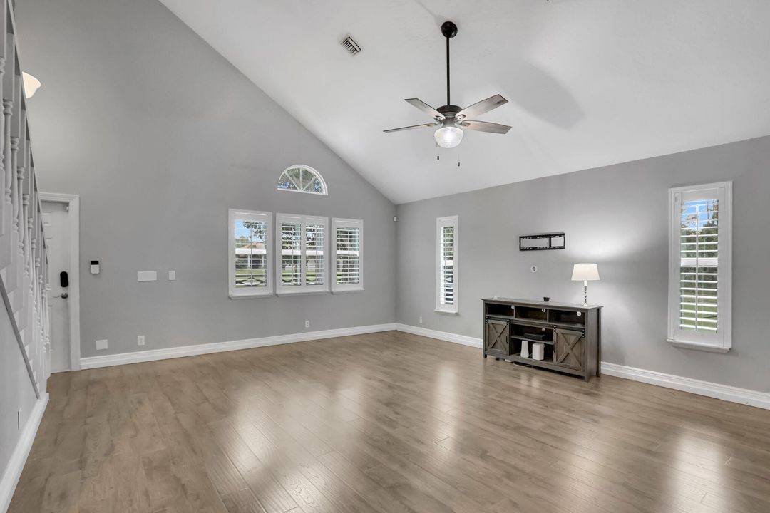 For Sale: $675,000 (3 beds, 2 baths, 2002 Square Feet)