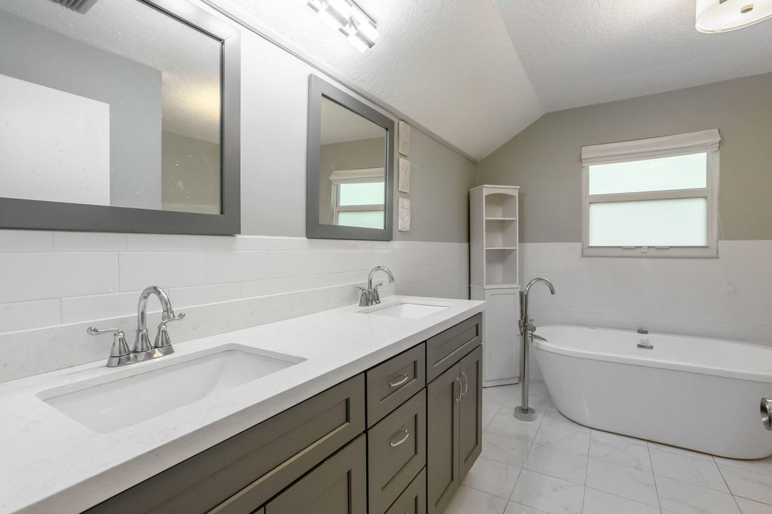 For Sale: $675,000 (3 beds, 2 baths, 2002 Square Feet)