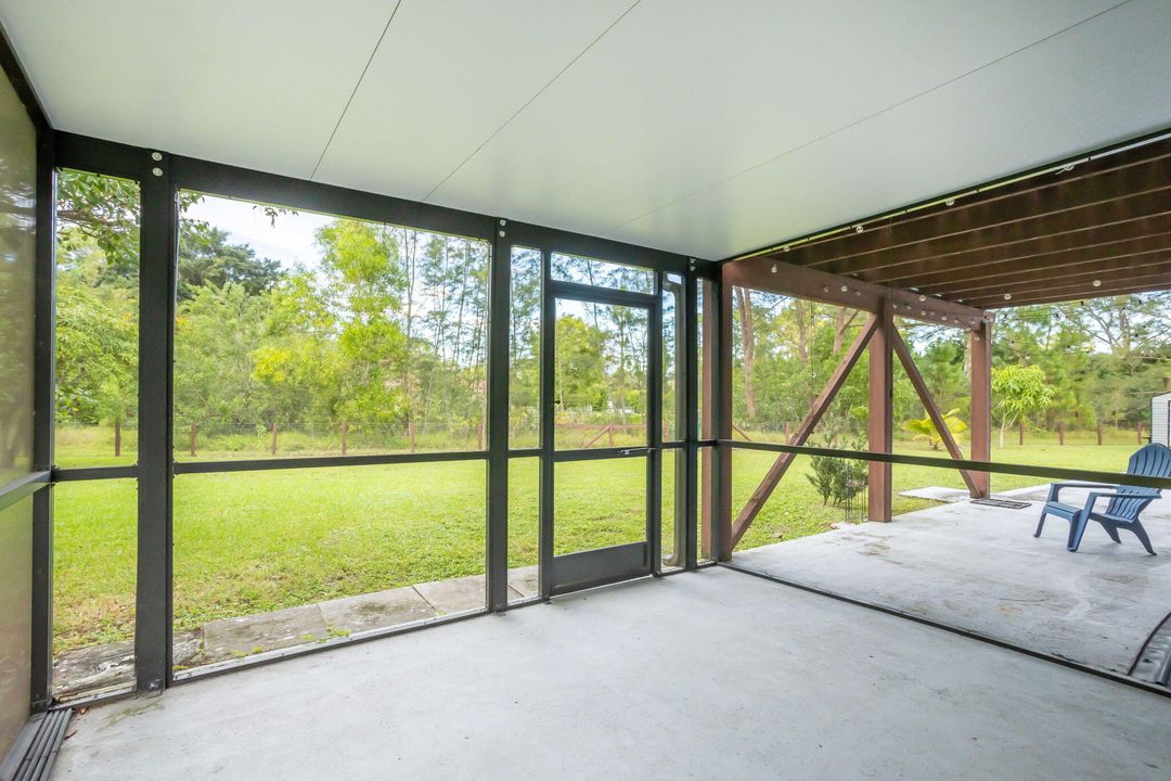 For Sale: $675,000 (3 beds, 2 baths, 2002 Square Feet)