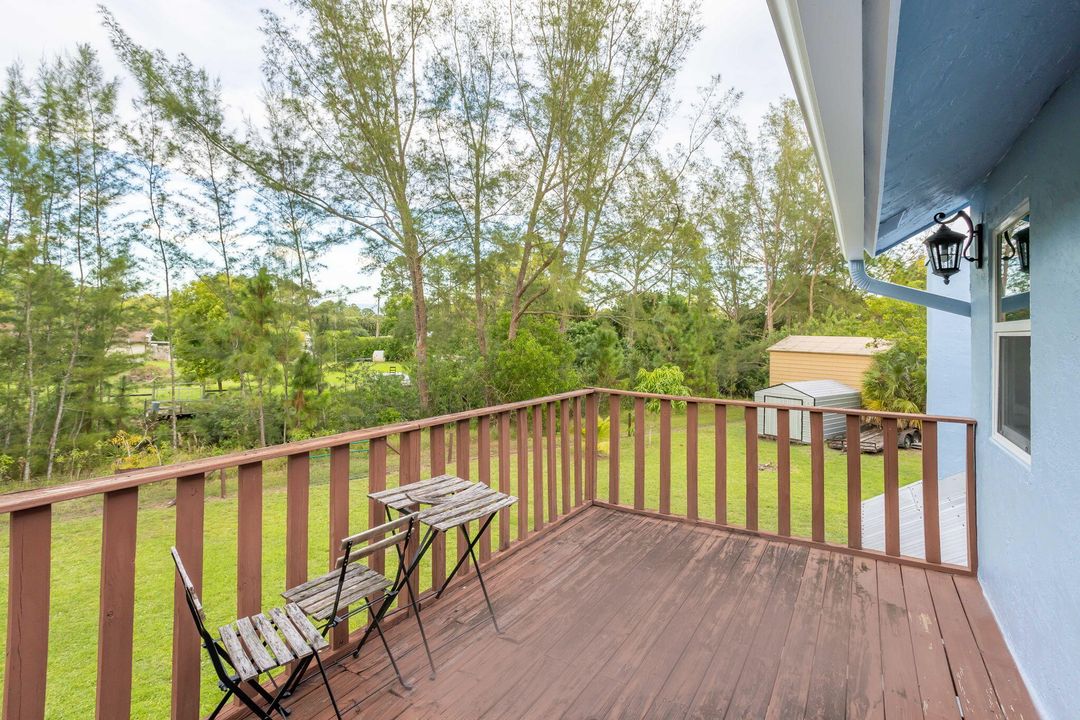 For Sale: $675,000 (3 beds, 2 baths, 2002 Square Feet)