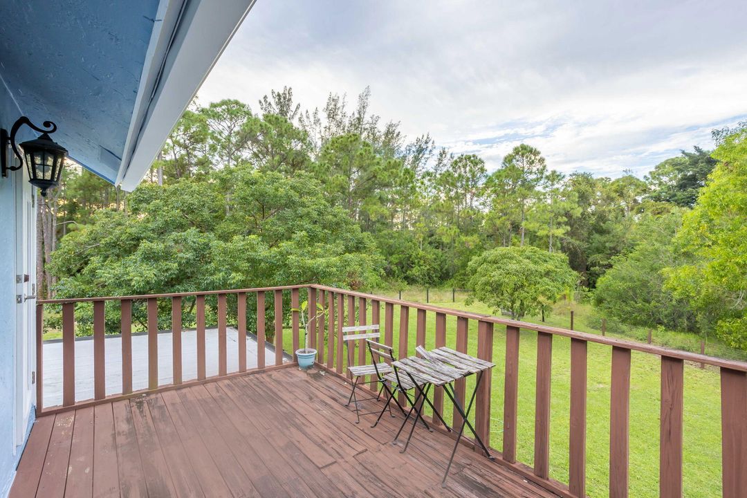 For Sale: $675,000 (3 beds, 2 baths, 2002 Square Feet)