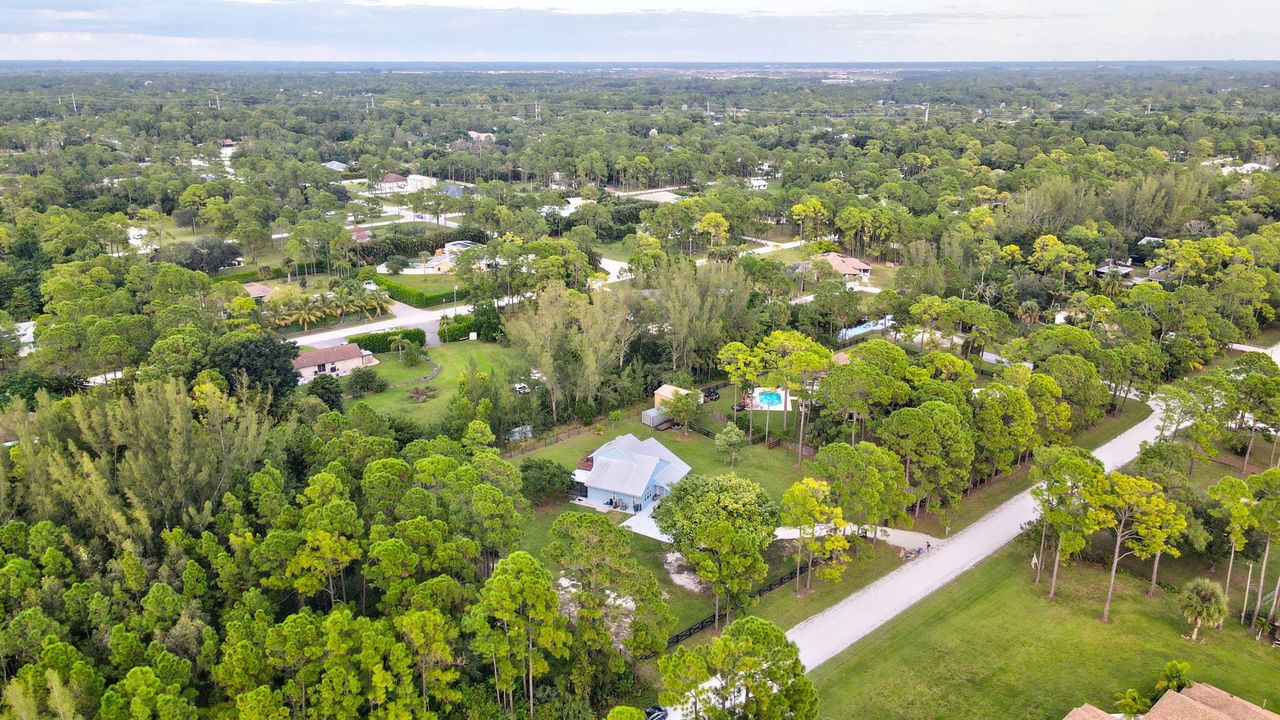 For Sale: $675,000 (3 beds, 2 baths, 2002 Square Feet)