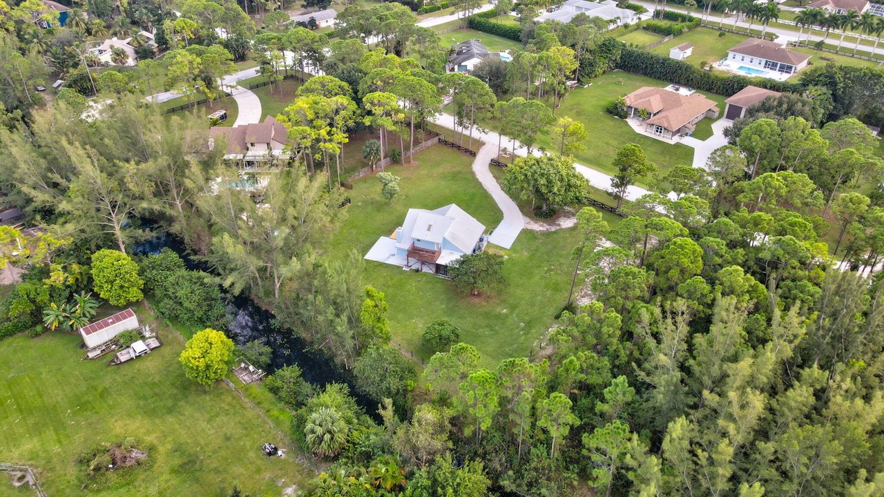 For Sale: $675,000 (3 beds, 2 baths, 2002 Square Feet)