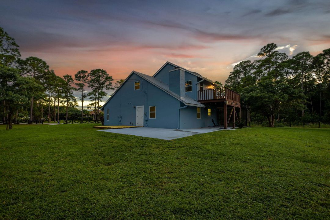 For Sale: $675,000 (3 beds, 2 baths, 2002 Square Feet)
