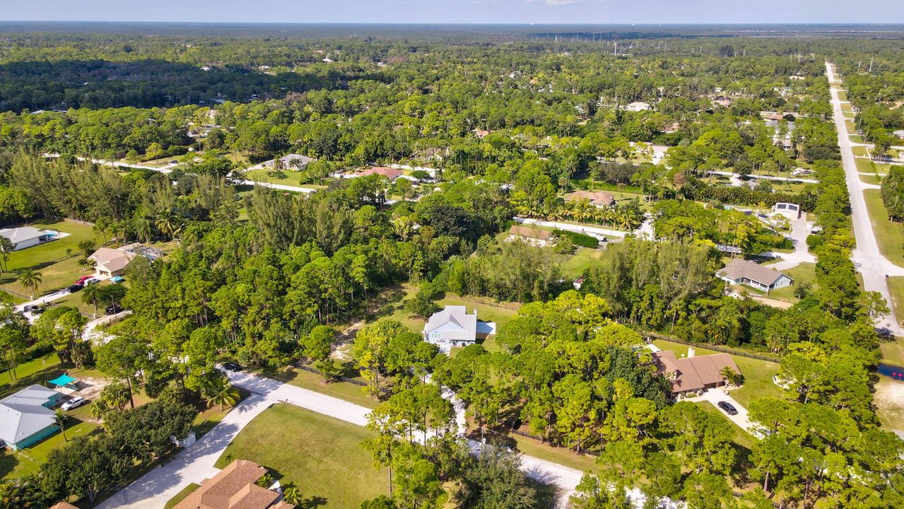 For Sale: $675,000 (3 beds, 2 baths, 2002 Square Feet)