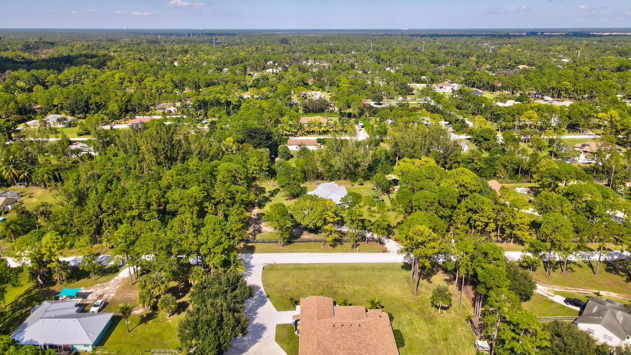 For Sale: $675,000 (3 beds, 2 baths, 2002 Square Feet)