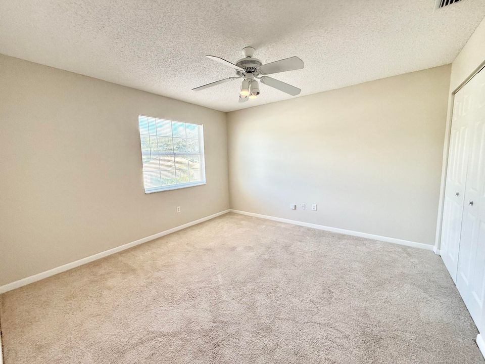 出租: $4,200 (4 贝兹, 2 浴室, 2633 平方英尺)