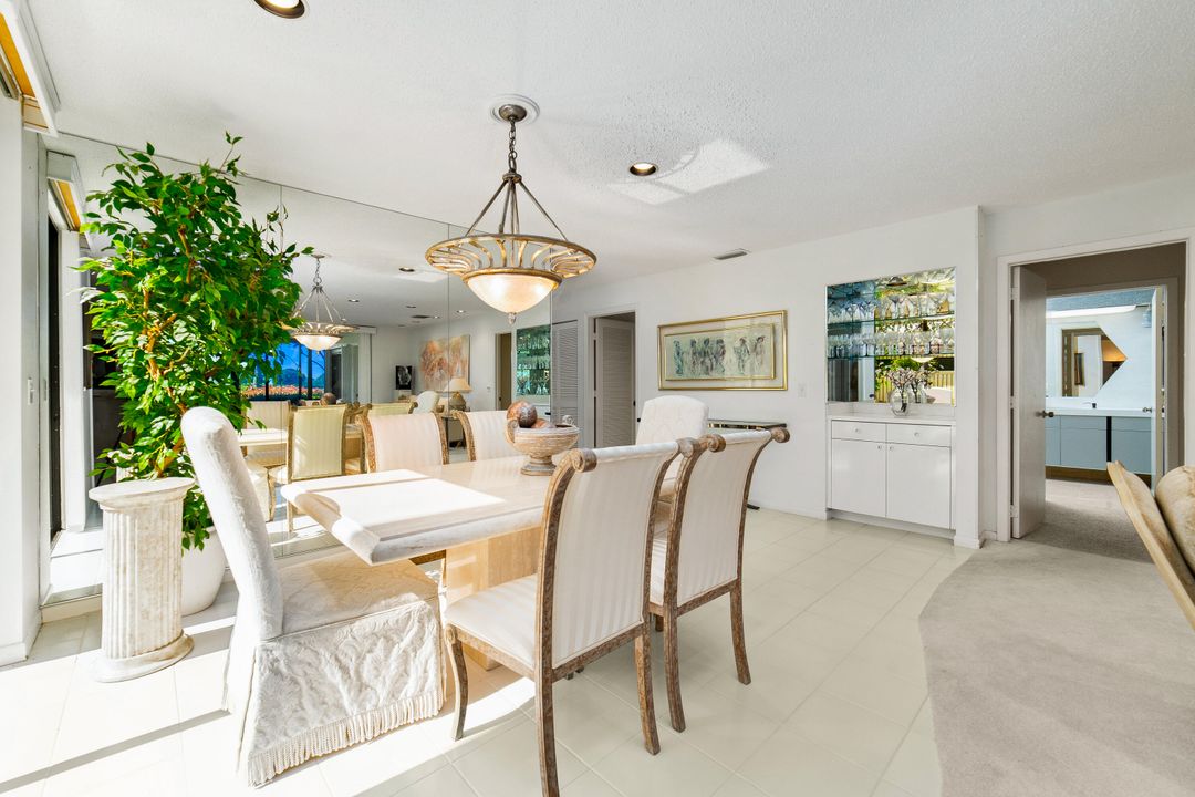 For Sale: $325,000 (3 beds, 2 baths, 1809 Square Feet)