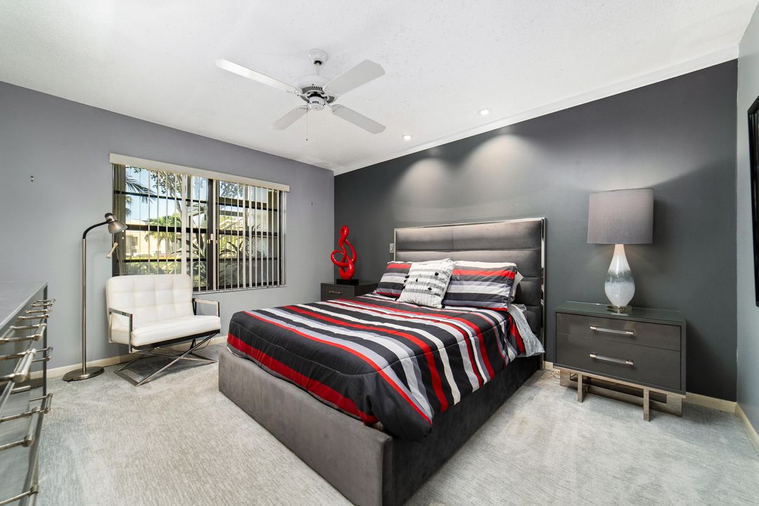 For Sale: $325,000 (3 beds, 2 baths, 1809 Square Feet)