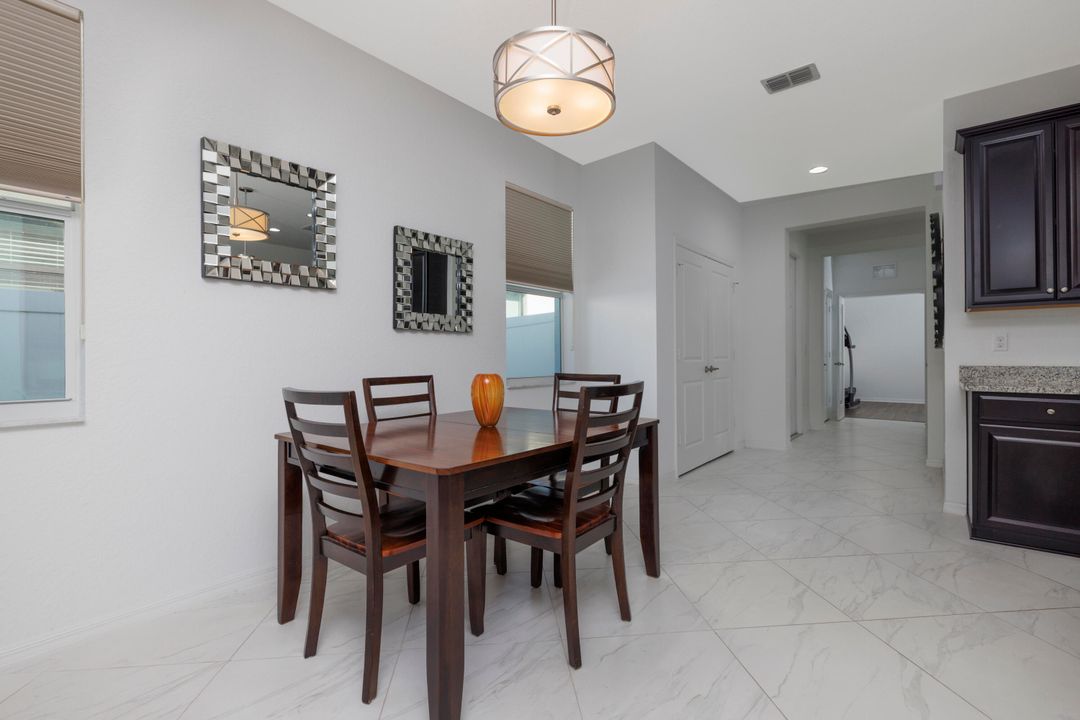 En Venta: $385,000 (2 camas, 2 baños, 1654 Pies cuadrados)