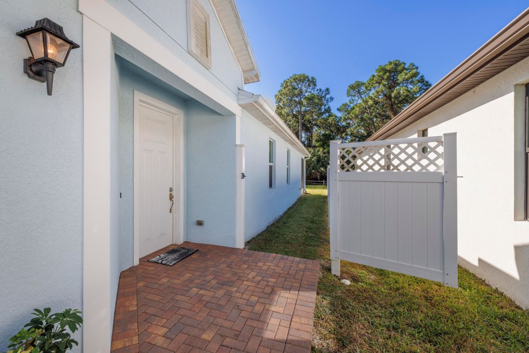 En Venta: $385,000 (2 camas, 2 baños, 1654 Pies cuadrados)