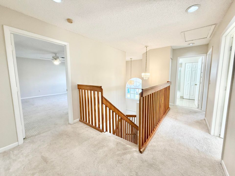 出租: $4,200 (4 贝兹, 2 浴室, 2633 平方英尺)