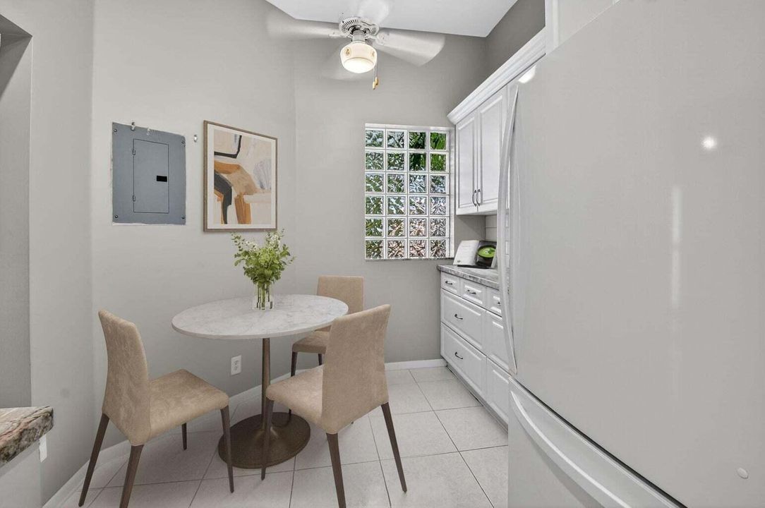 For Rent: $2,400 (3 beds, 2 baths, 1134 Square Feet)