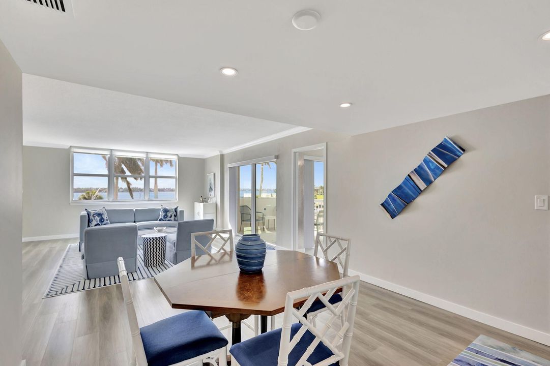 En Venta: $695,000 (3 camas, 2 baños, 1480 Pies cuadrados)