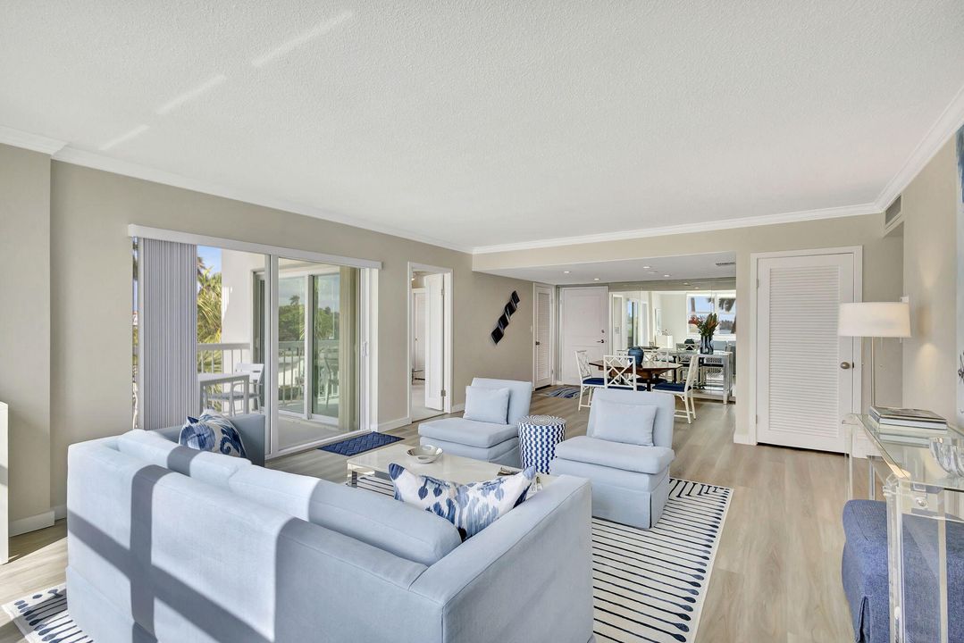 En Venta: $695,000 (3 camas, 2 baños, 1480 Pies cuadrados)