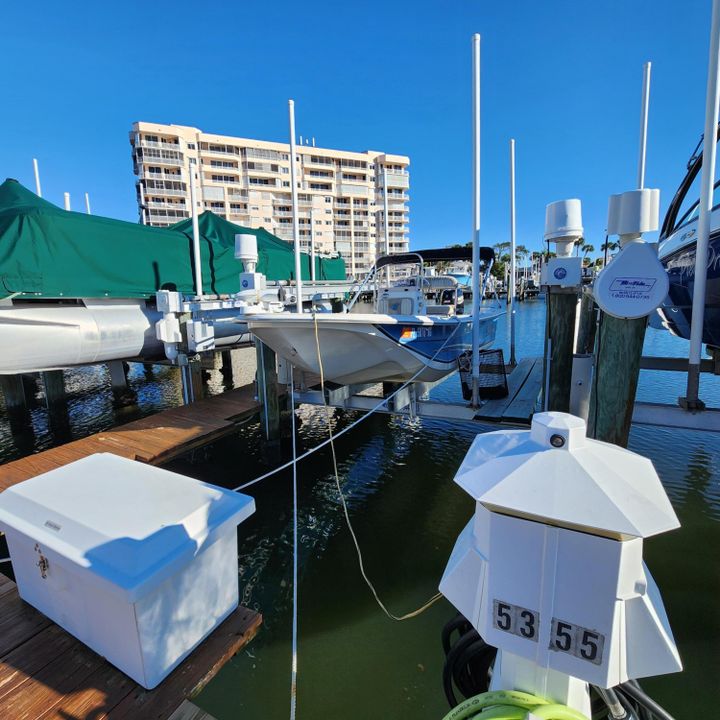 待售: $425,000 (2 贝兹, 2 浴室, 1126 平方英尺)