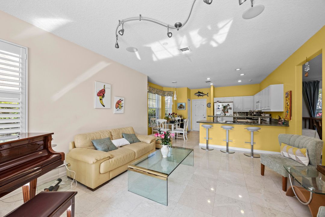 En Venta: $1,249,900 (4 camas, 4 baños, 3422 Pies cuadrados)