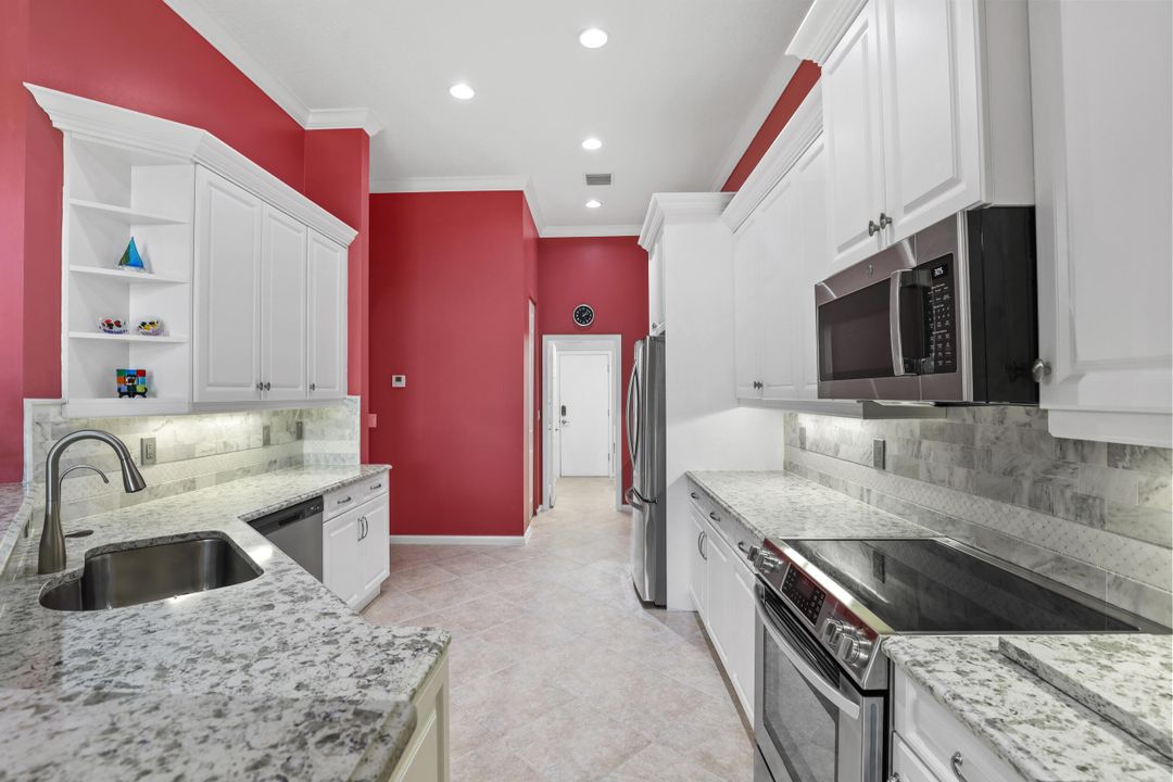 For Sale: $610,000 (3 beds, 2 baths, 2306 Square Feet)