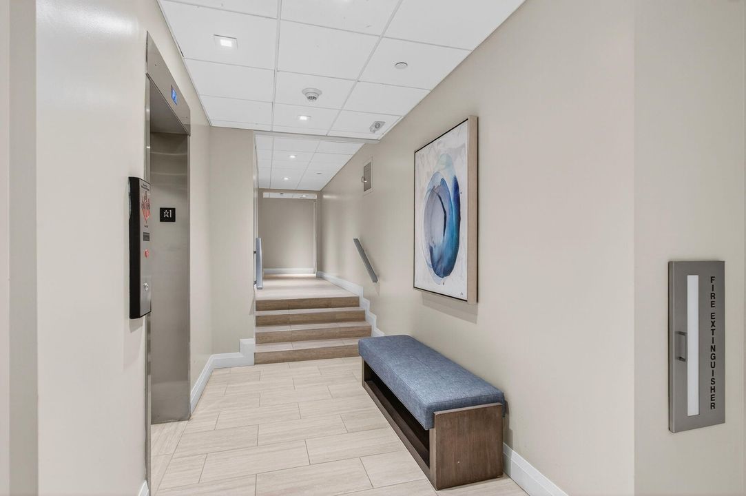 待售: $1,095,000 (2 贝兹, 2 浴室, 1760 平方英尺)