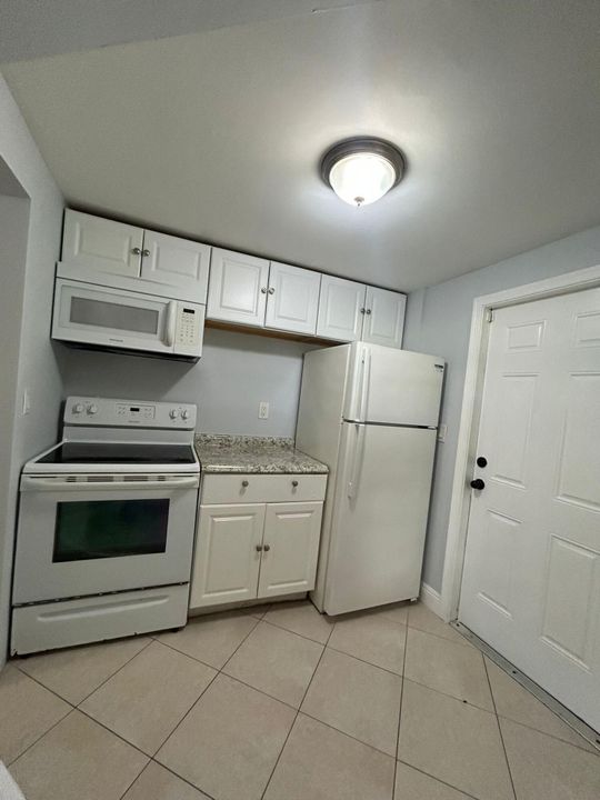 En Renta: $1,475 (6 camas, 5 baños, 500 Pies cuadrados)