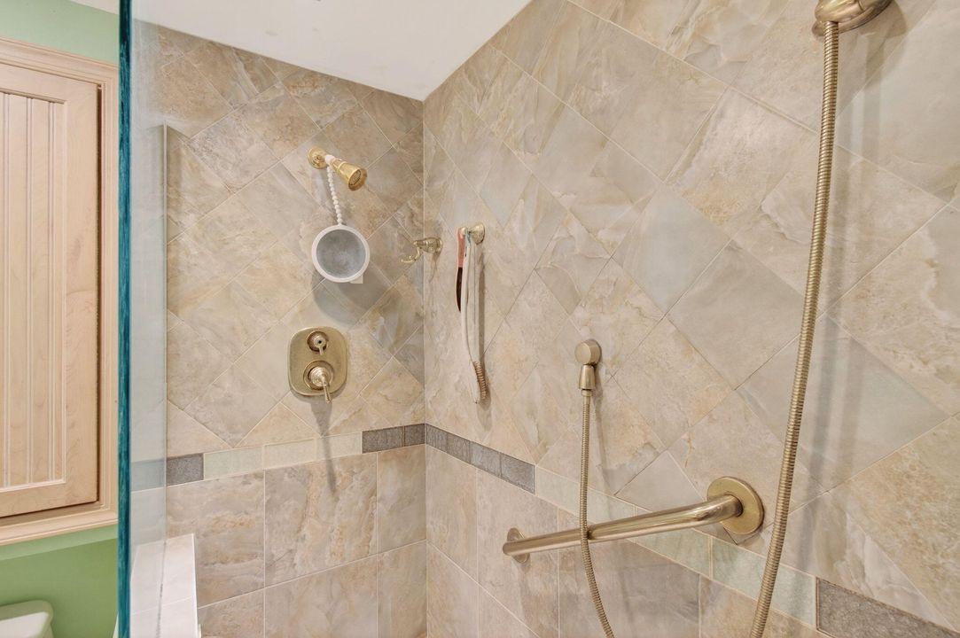 待售: $1,095,000 (2 贝兹, 2 浴室, 1760 平方英尺)