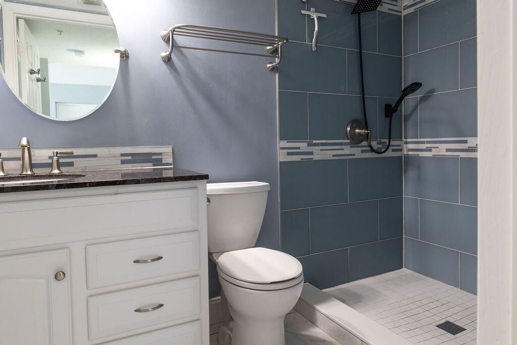 For Rent: $1,900 (1 beds, 1 baths, 793 Square Feet)