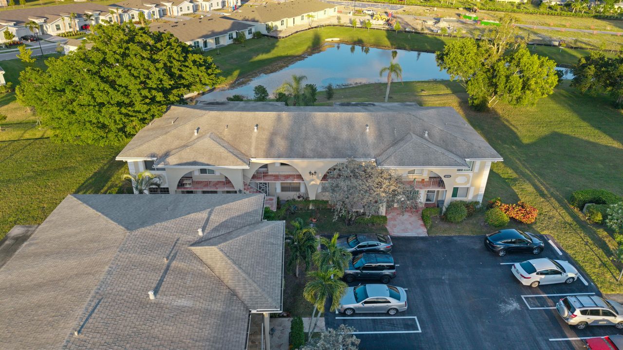 En Venta: $195,000 (2 camas, 2 baños, 989 Pies cuadrados)