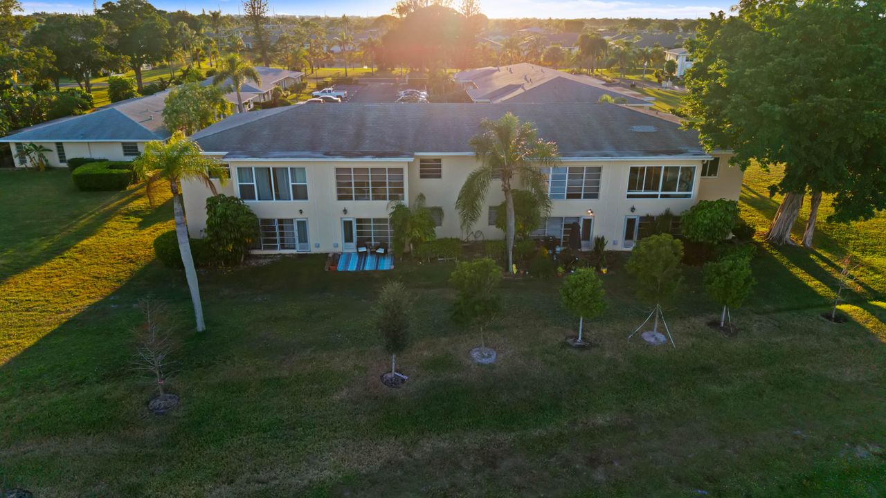 En Venta: $195,000 (2 camas, 2 baños, 989 Pies cuadrados)