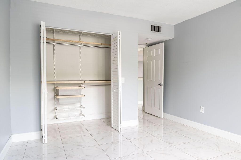 For Rent: $1,900 (1 beds, 1 baths, 793 Square Feet)