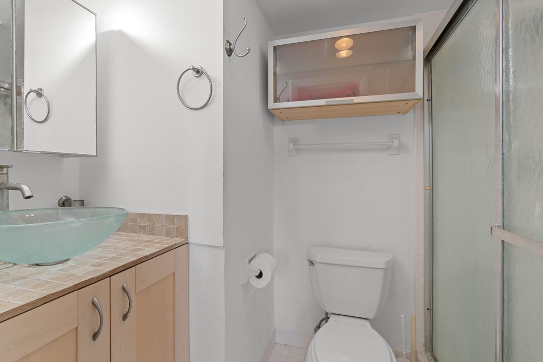 En Venta: $195,000 (2 camas, 2 baños, 989 Pies cuadrados)