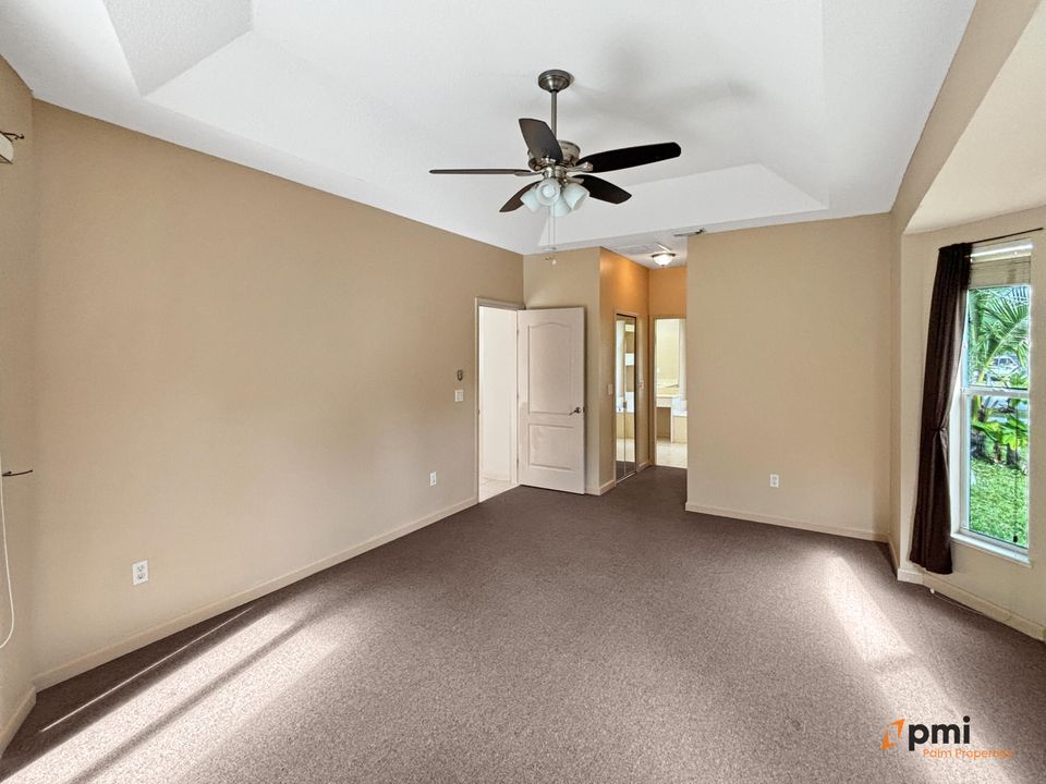 For Rent: $2,800 (3 beds, 2 baths, 2013 Square Feet)