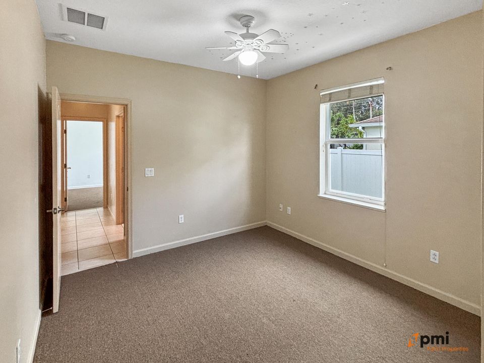 For Rent: $2,800 (3 beds, 2 baths, 2013 Square Feet)