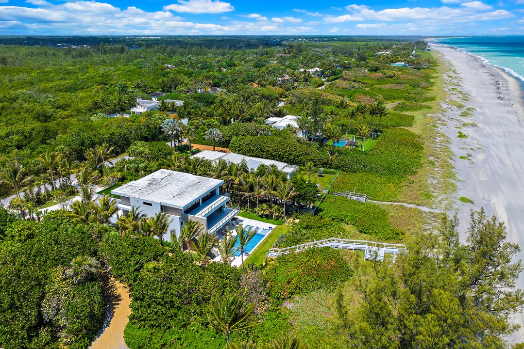 На продажу: $14,500,000 (4 спален, 5 ванн, 5965 Квадратных фут)