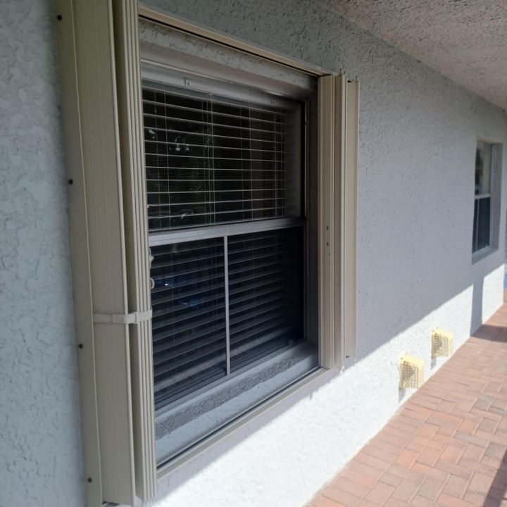 На продажу: $115,000 (2 спален, 2 ванн, 1044 Квадратных фут)