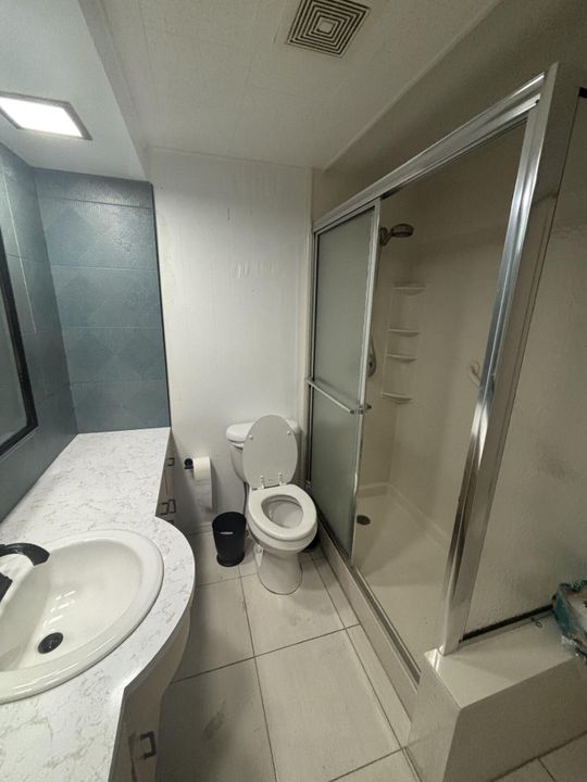 На продажу: $45,000 (2 спален, 1 ванн, 819 Квадратных фут)