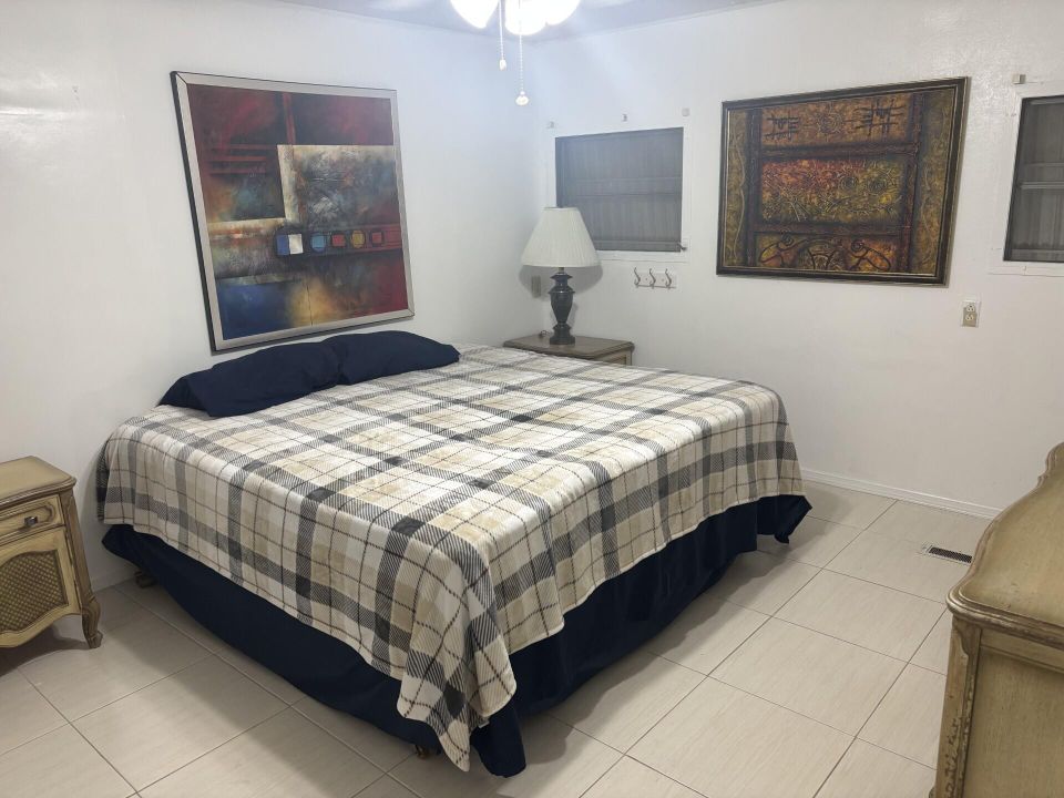 На продажу: $45,000 (2 спален, 1 ванн, 819 Квадратных фут)