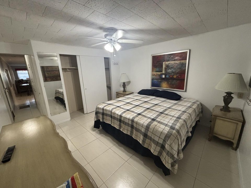 На продажу: $45,000 (2 спален, 1 ванн, 819 Квадратных фут)