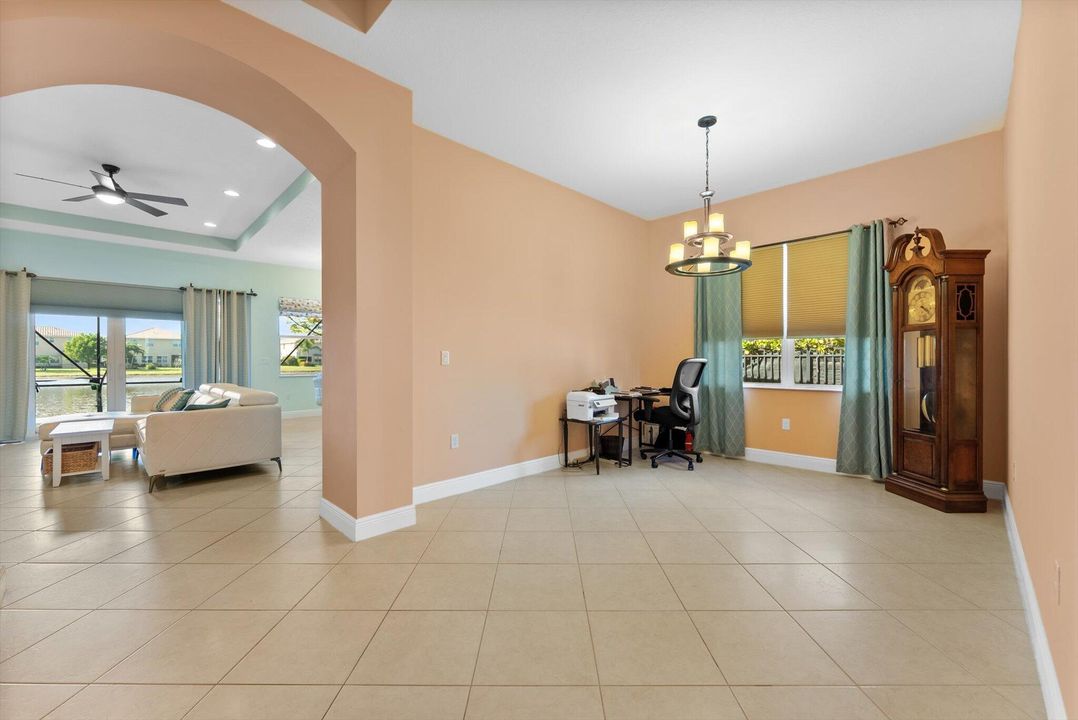 For Sale: $685,000 (4 beds, 2 baths, 2287 Square Feet)