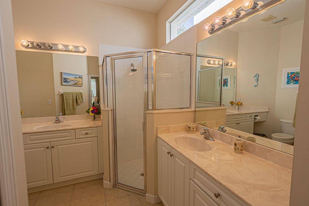 For Sale: $342,000 (2 beds, 2 baths, 1440 Square Feet)