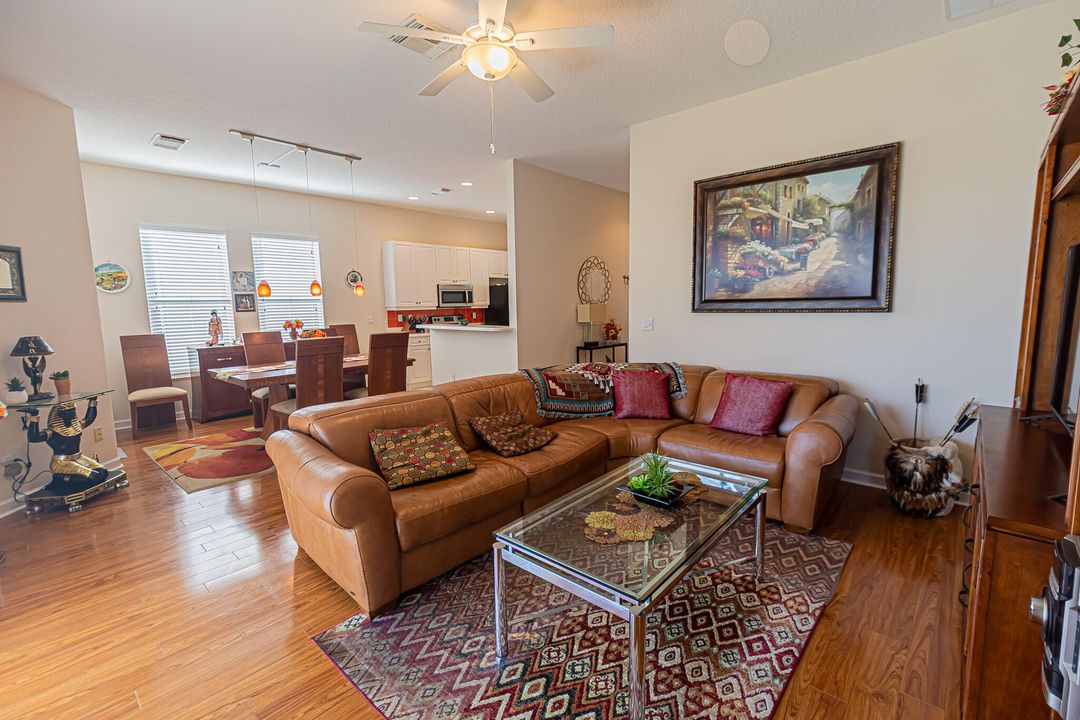 For Sale: $342,000 (2 beds, 2 baths, 1440 Square Feet)