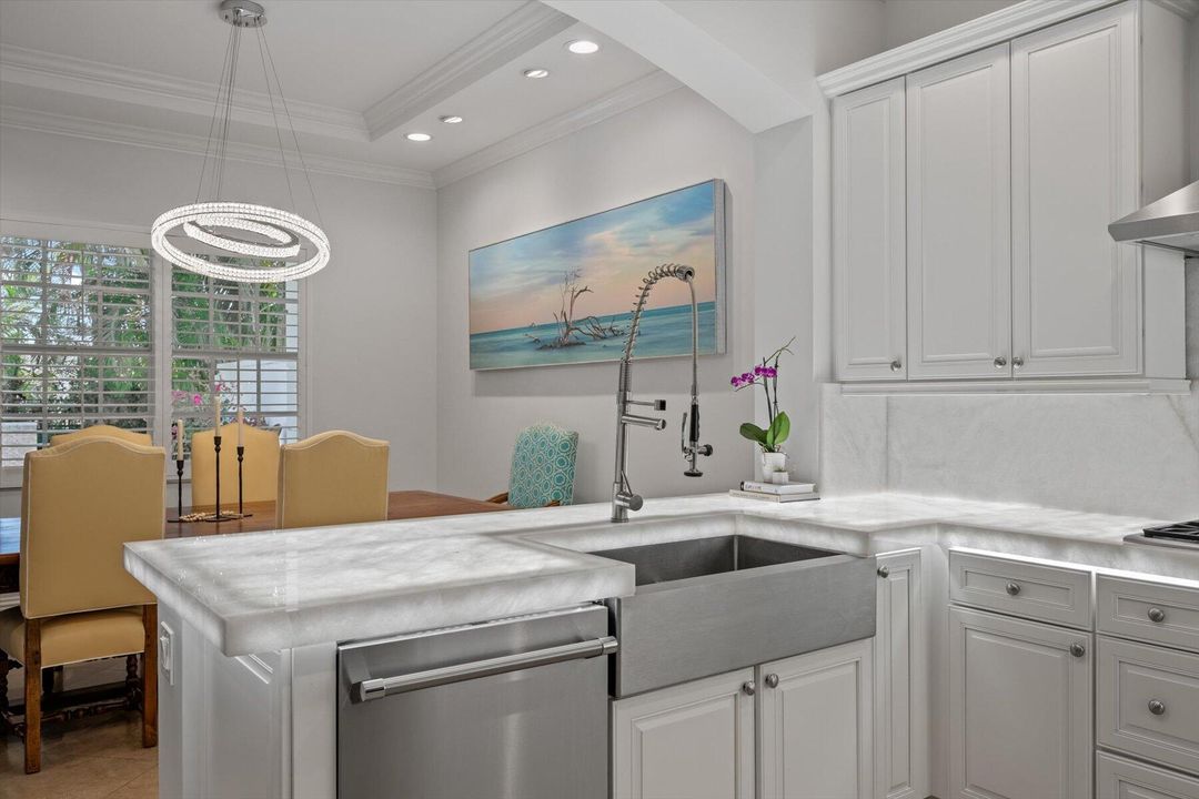 For Sale: $875,000 (3 beds, 3 baths, 2509 Square Feet)