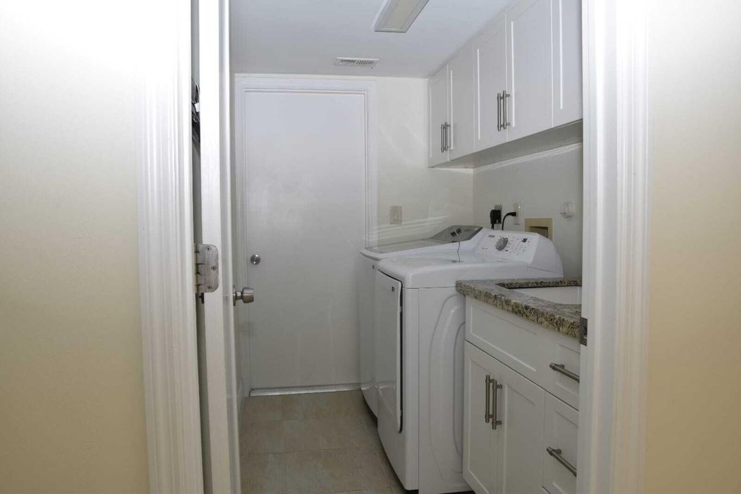 For Rent: $6,100 (3 beds, 2 baths, 2101 Square Feet)