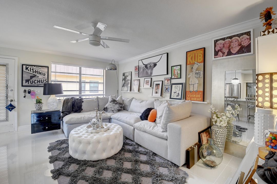 En Renta: $2,300 (2 camas, 2 baños, 910 Pies cuadrados)