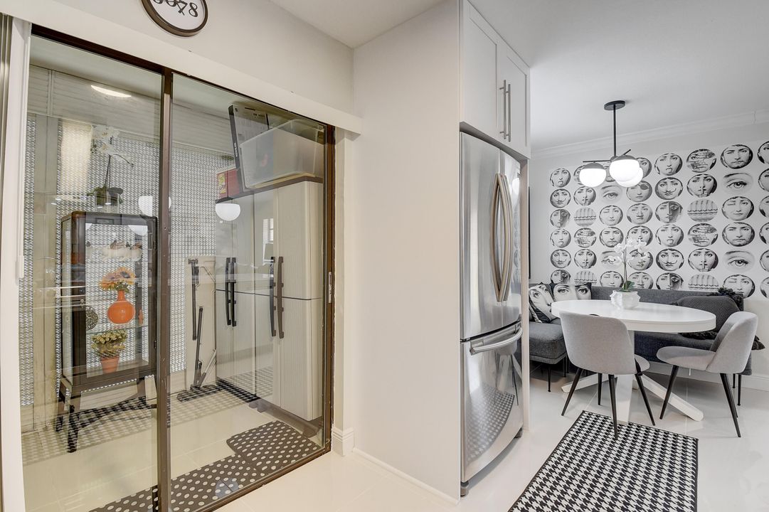 En Renta: $2,300 (2 camas, 2 baños, 910 Pies cuadrados)