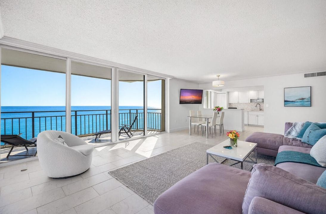 For Rent: $10,000 (2 beds, 2 baths, 1360 Square Feet)