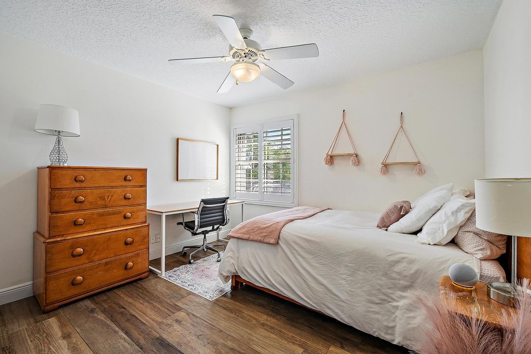 待售: $895,000 (3 贝兹, 4 浴室, 3056 平方英尺)