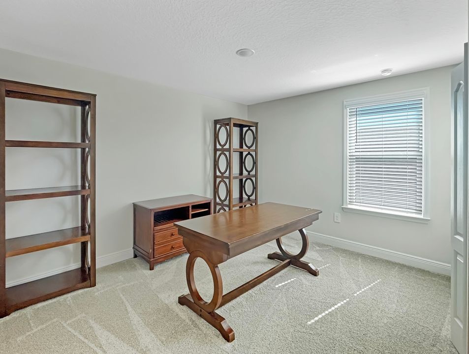 For Rent: $3,600 (4 beds, 3 baths, 3087 Square Feet)